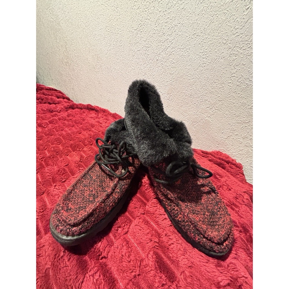 Hey Dude Britt Lumberjack Red Faux Fur Shoe Texture Upper Black Fold Collar Sz 9